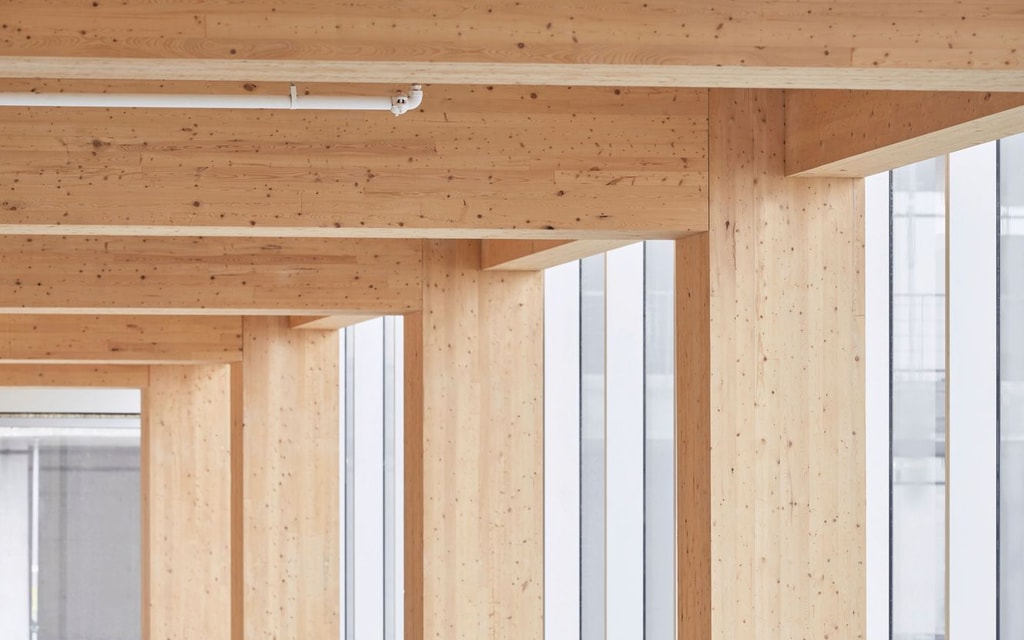 60-80 Atlantic Avenue Beams Interior Zoomed In