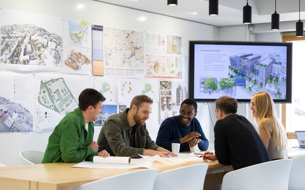 Bristol Studio_Collaboration_Design Review