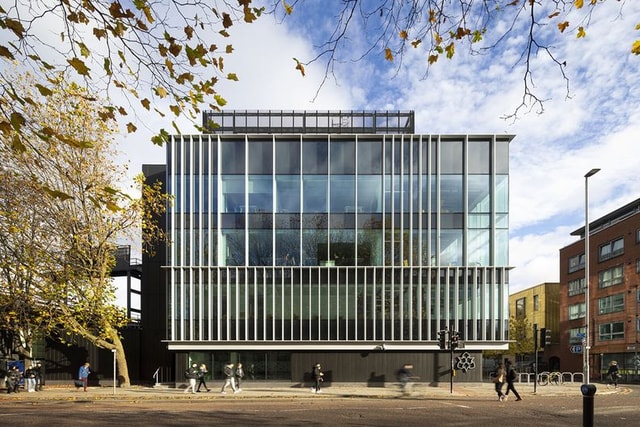 Adaptive reuse creates Sports Science Building for Manchester Metropolitan University