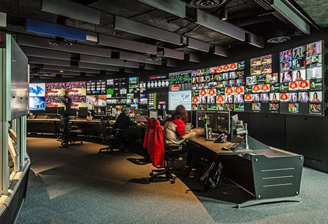 Transforming Office Buildings into Thriving Next Gen Media Environments: A vision for Revitalisation