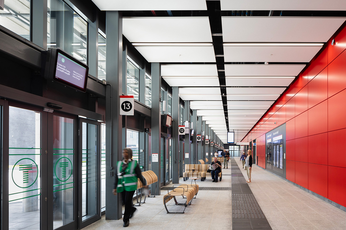 Interior image of the Cardiff Bus Interchange 01.jpg